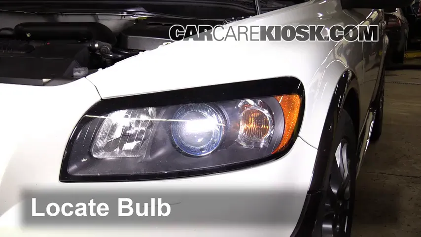 2008 Volvo C30 T5 2.5L 5 Cyl. Turbo Éclairage Feu clignotant avant (remplacer l'ampoule)